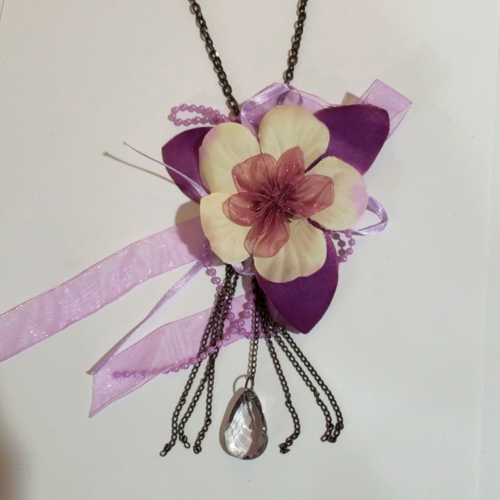 Gunmetal Chain Purple Flower Fabric Brooch Fringe Necklace Set - Fashion Jewelry